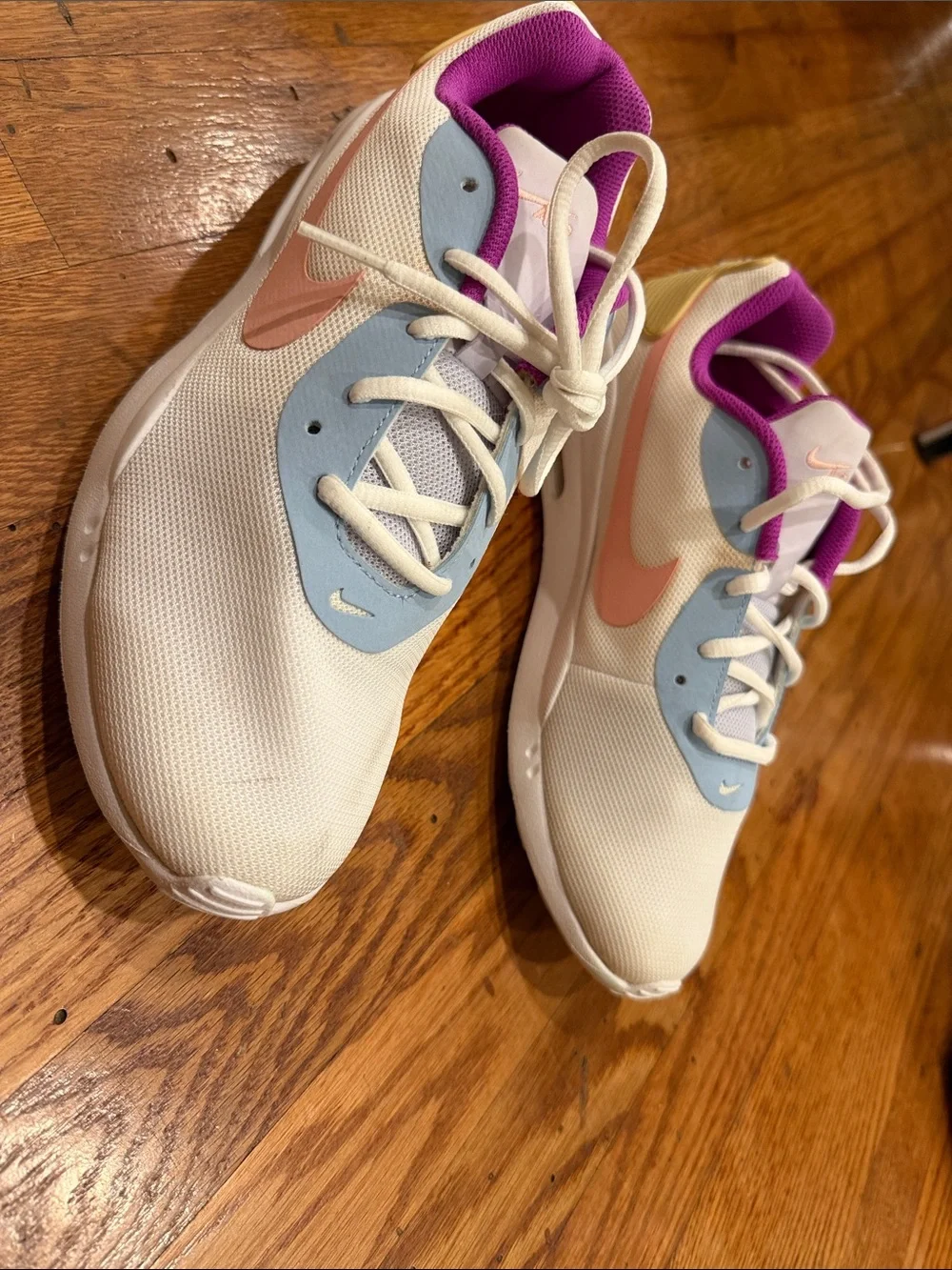 Nike breathable white